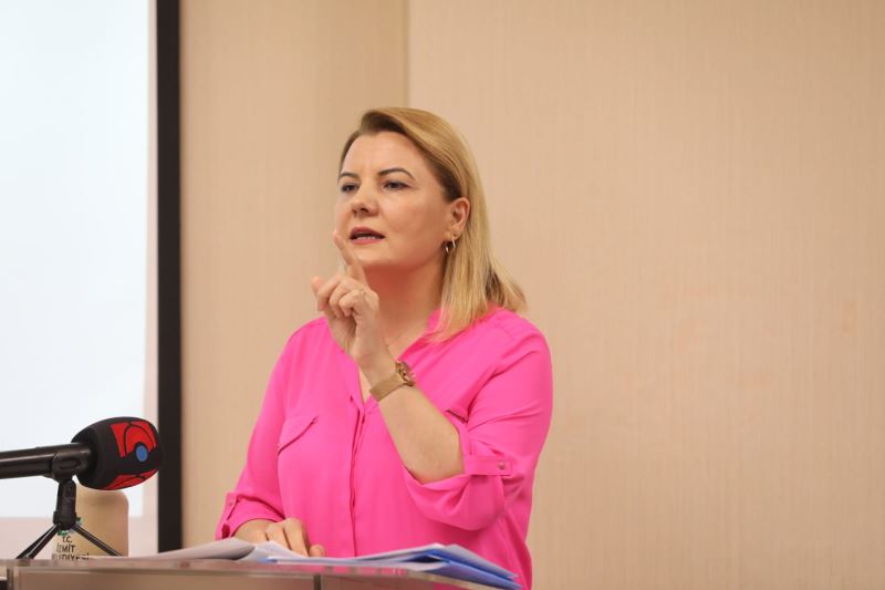 HÜRRİYET: İL BAŞKANLARINI ARADIKTAN SONRA  BÜYÜKŞEHİR BAŞKANINA KAHRAMANLIK HİKÂYESİ YAZMAYA KALKTILAR