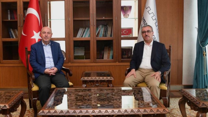 Vali Coşkun’dan Başkan Güngör’e Veda Ziyareti