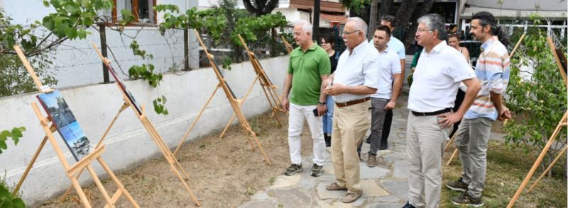 Başkan Gökhan Sokak Hayvanları için Düzenlenen Sergiyi Ziyaret Etti