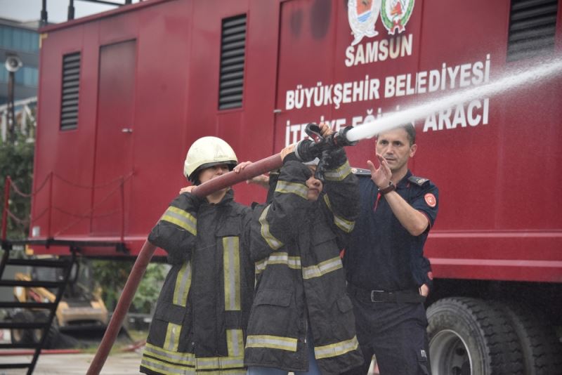 İtfaiye’den AFAD gönüllülerine eğitim