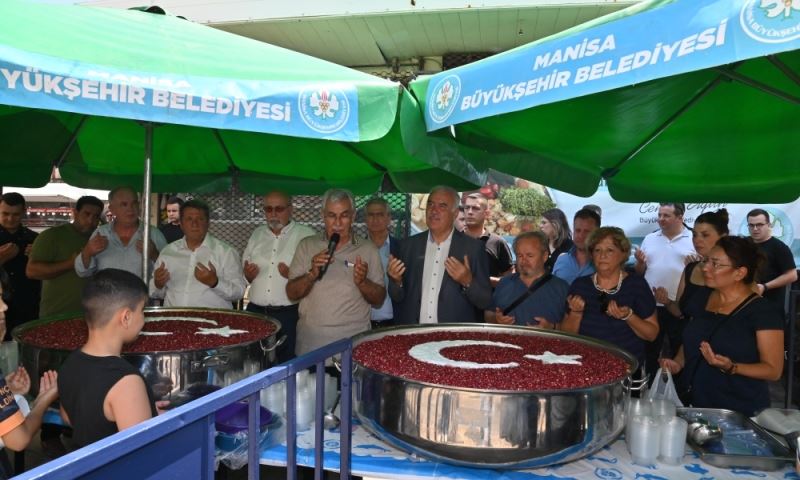 Büyükşehir’in Aşuresi Karaköy’de Ağızları Tatlandırdı