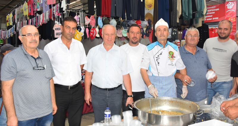 KAPALI PAZARDA AŞURE İKRAMI