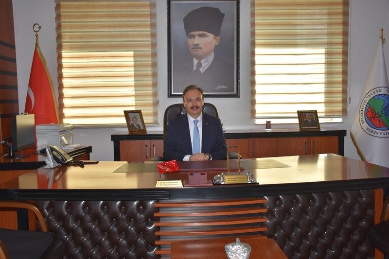 VALİ/BELEDİYE BAŞKAN VEKİLİ DR.KEMAL KIZILKAYA, BELEDİYE BİRİM MÜDÜRLERİNDEN BRİFİNG ALDI