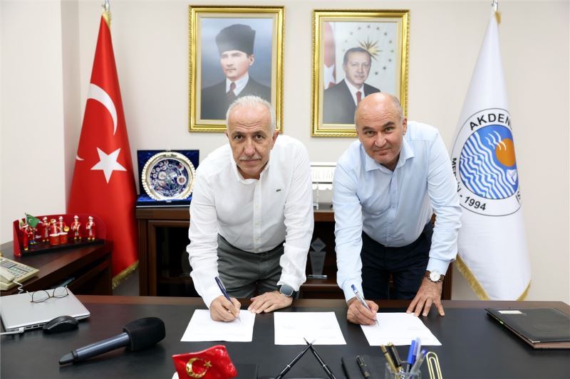 AKDENİZ BELEDİYESİ İLE ALATA BAHÇE KÜLTÜRLERİ ENSTİTÜSÜ ARASINDA PROTOKOL İMZALANDI