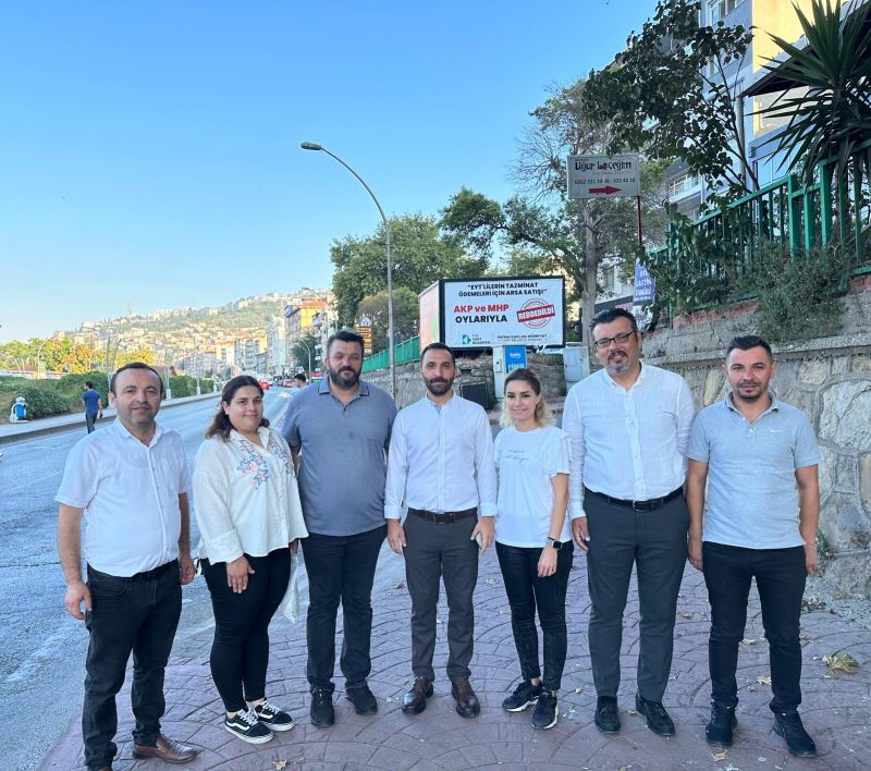 İZMİT BELEDİYESİ’NDEN EMEKÇİLERİN YÜZÜNÜ GÜLDÜREN İKRAM
