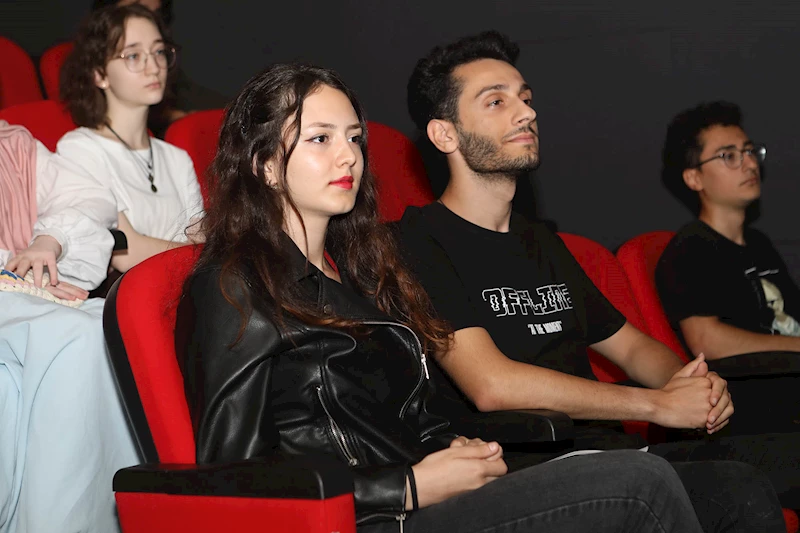 Yapımcı Nazif Tunç’un keyifli sohbetiyle Sinema Atölyesi’ne veda