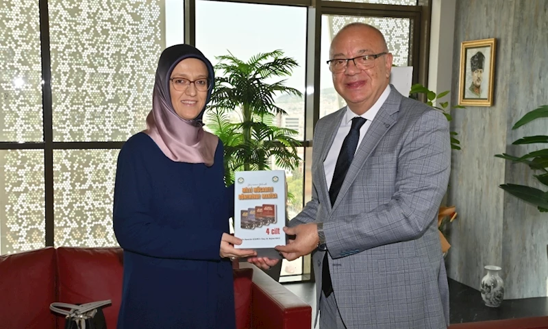 Başkan Ergün Rektör Kibar’ı Konuk Etti