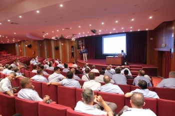 BÜYÜKŞEHİR BELEDİYESİNDEN OTOBÜS ŞOFÖRLERİNE EĞİTİM