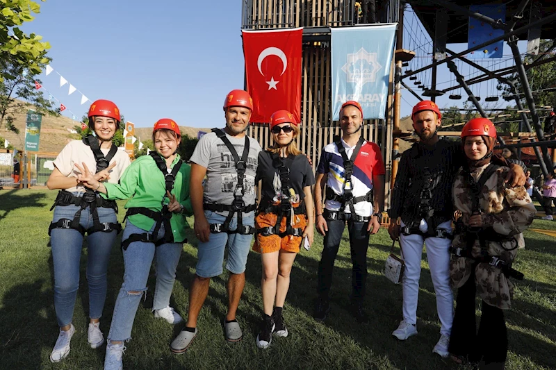 MACERA PARKINA İLGİ HER GEÇEN GÜN ARTARAK DEVAM EDİYOR