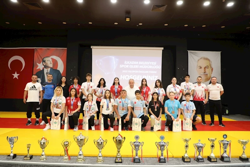DERECE YAPAN SPORCULARI GRAM ALTINLA ÖDÜLLENDİRDİ