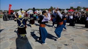 DBB Malazgirt’te kenti tanıtıyor
