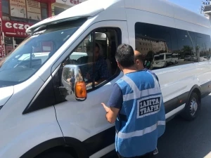 Zabıtadan çalışma ruhsatı denetimi