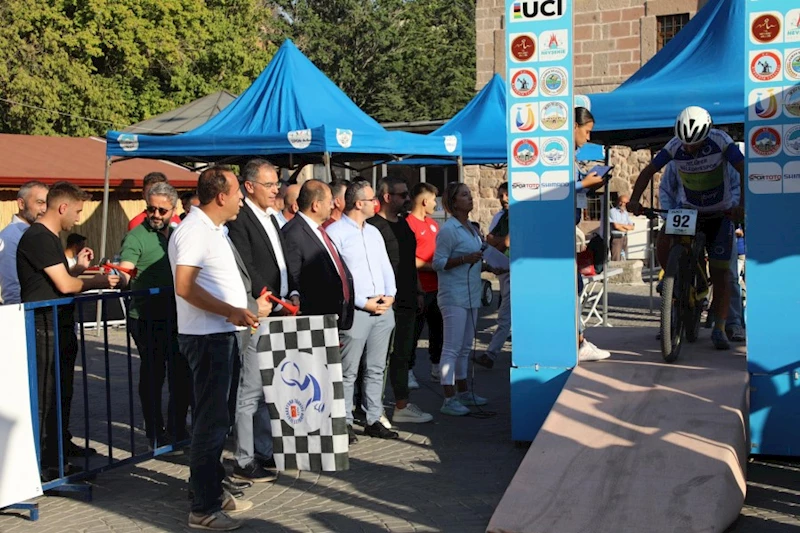 Türkiye Bisiklet Federasyonu tarafından Pedalların Ritmi Kayseri İncesu zamana karşı etap yarışması Belediye Başkanımız Av. Mustafa İlmek