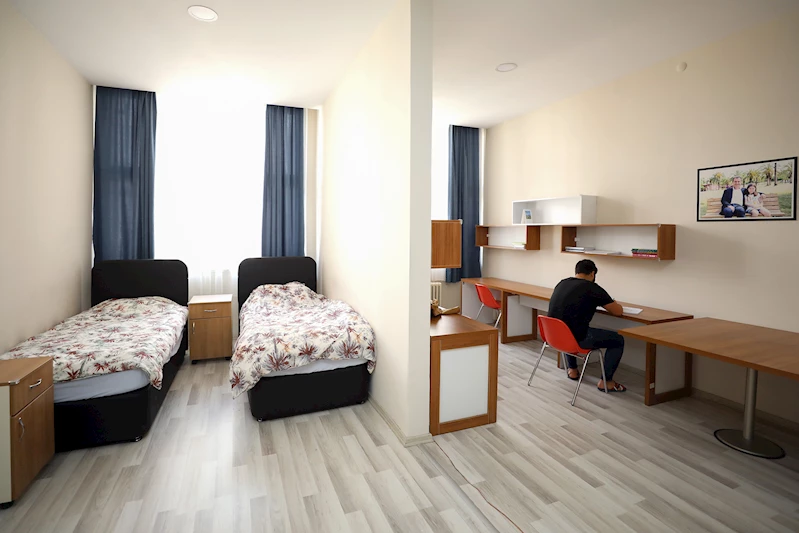 Büyükşehir’in Yurtları Üniversiteli Gençleri Bekliyor