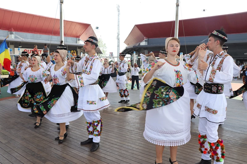 PİŞMANİYE FESTİVALİ COŞKUSU KENTİN DÖRT BİR YANINA YAYILDI