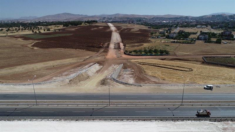 ŞEHİR TRAFİĞİNİ RAHATLATAN PROJE TAMAMLANMA AŞAMASINDA