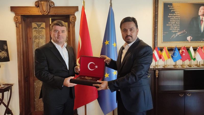 BAŞKAN DİNÇER, TKDK BAŞKANI DR. AHMET ANTALYALI’YA ZİYARETTE BULUNDU