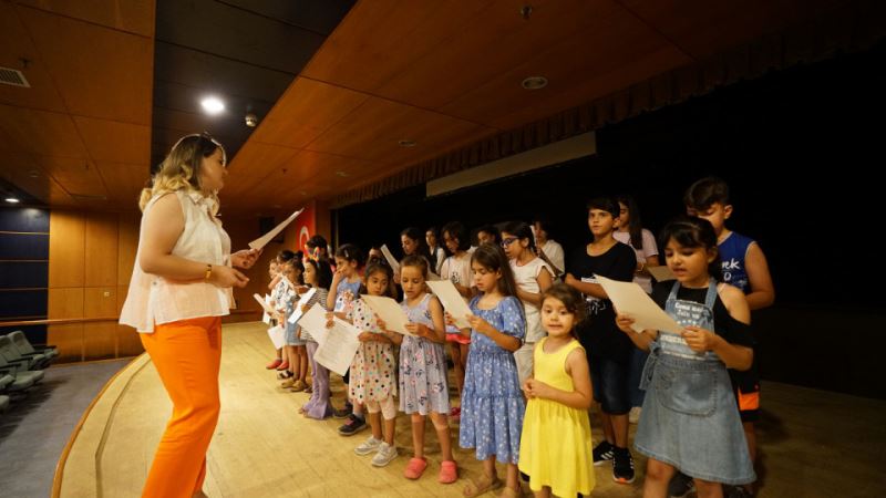 Çocuklar Büyükşehir’in Korosunda Eğitim Alıyor