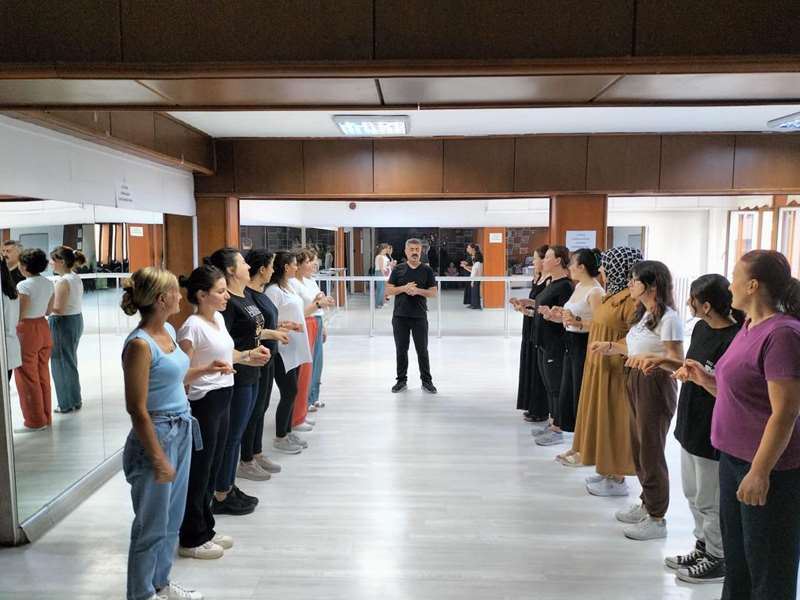 HALK OYUNLARI ATÖLYESİ 3 GRUPTA GERÇEKLEŞİYOR