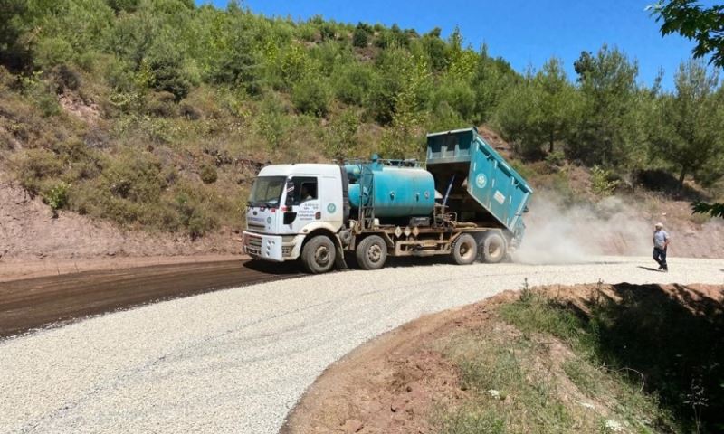 Ahmetli’de Asfalt Çalışmaları Hızlandı