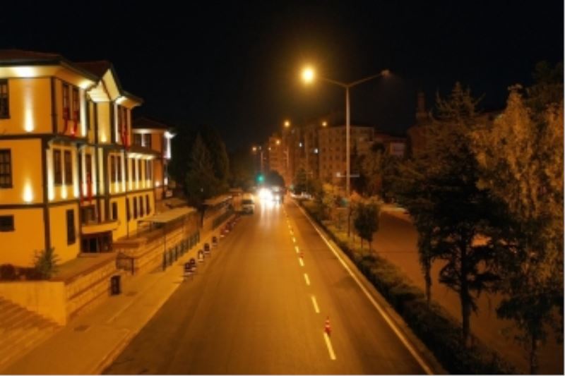 BÜYÜKŞEHİR’İN KAVŞAK DÜZENLEME ÇALIŞMASINDA SON ETAP BAŞLADI