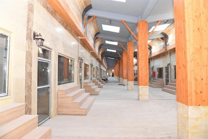 YÖRESEL ÜRÜNLER PAZARINDAKİ 27 İŞYERİ SATIŞA ÇIKARILIYOR