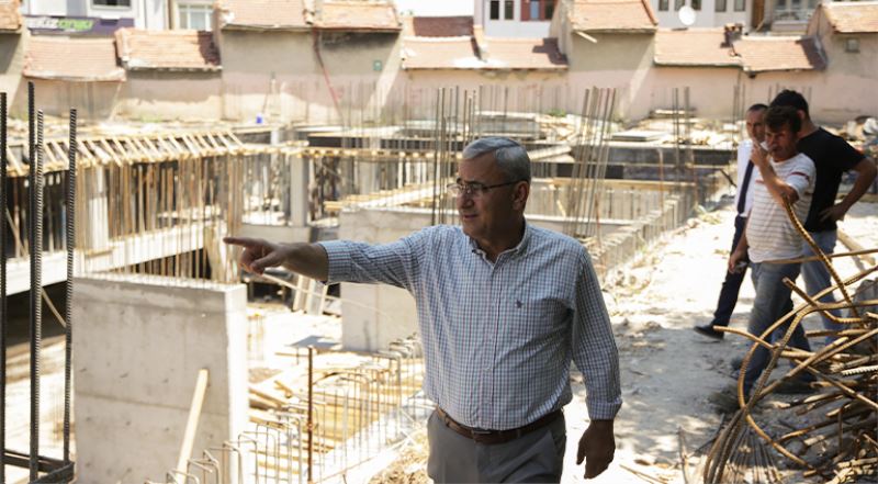 30 AĞUSTOS İŞ MERKEZİ, OTOPARK İHTİYACINA DA CEVAP VERECEK