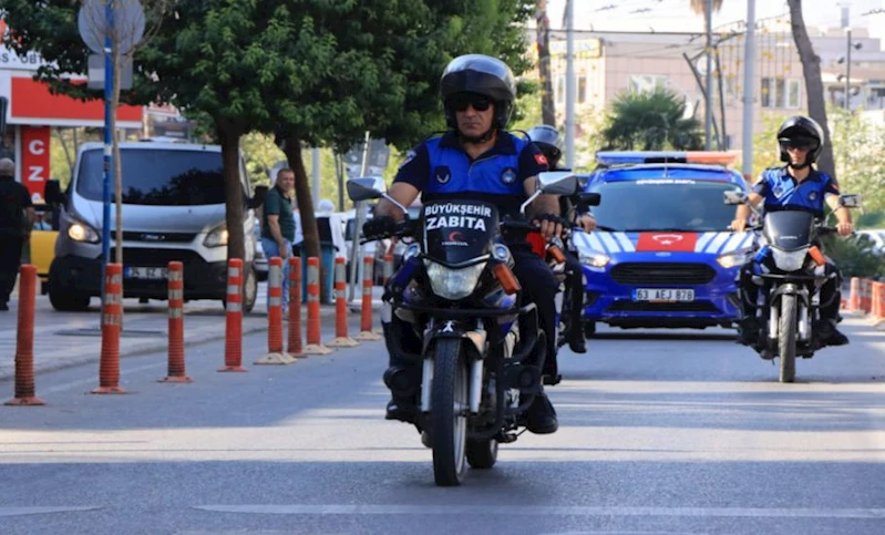 Büyükşehir Zabıtasından Sirenler Eşliğinde Şehir Turu
