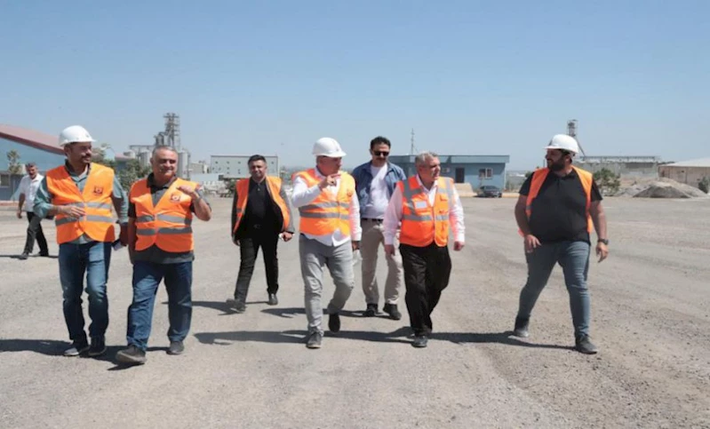 Başkan Beyazgül “Asfalt Üretiminin Her Aşaması Belediyemize Ait Ekip Ve Ekipmanla Yapılıyor”