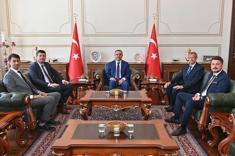 Başkan Uzunlar yeni Tekirdağ Valisi Recep Soytürk’ü ziyaret etti