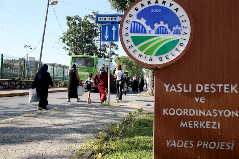 Yaşlılar Büyükşehir YADEM’le kısa bir tatile çıktı