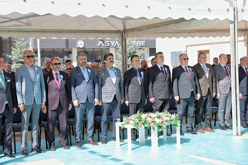 AHİLER KAFTANLARINI GİYDİ…