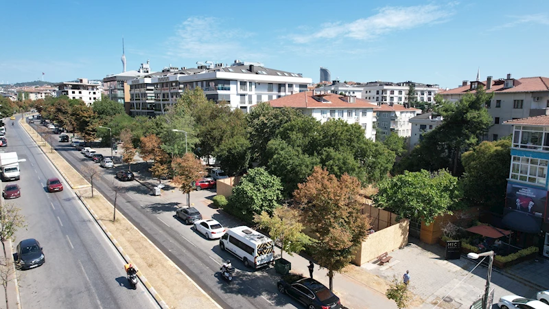 ACIBADEM CADDESİ BAŞTAN SONA YENİLENİYOR