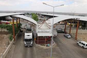 SEBZE VE MEYVE HALİNE 5 BİN 397 ARAÇ GİRİŞİ SAĞLANDI