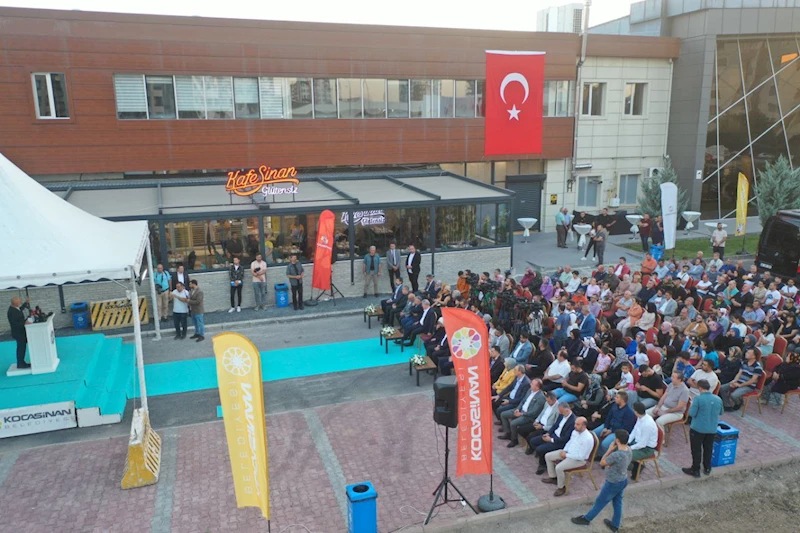 BAŞKAN ÇOLAKBAYRAKDAR, “TÜRKİYE’DE İLK OLAN GLÜTENSİZ KAYSERİ MUTFAĞI, ŞEHRİMİZ ADINA GURUR VERİCİDİR”