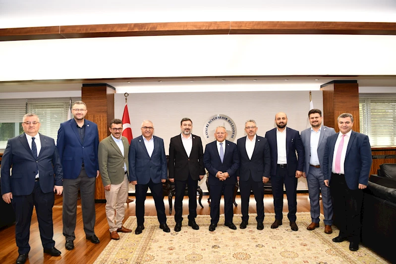 Başkan Büyükkılıç, Eğitim-Bir-Sen Yönetimiyle Bir Araya Geldi