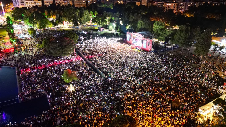 92. İzmir Enternasyonal Fuarı’nda konserler devam ediyor