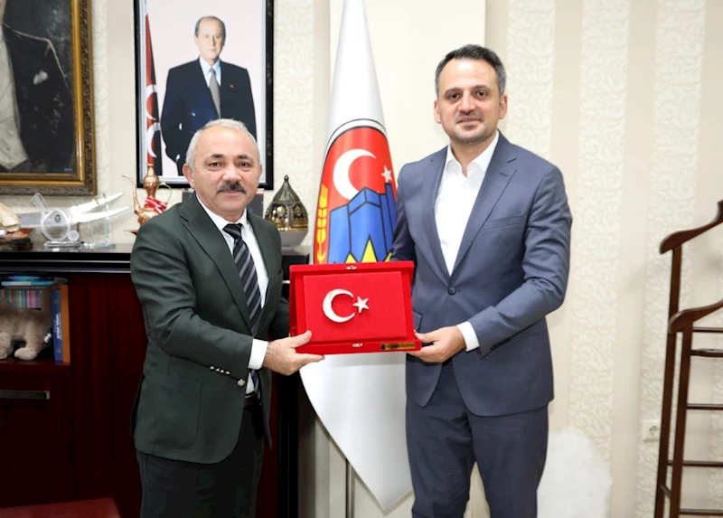 Bakan Yardımcısı Eminoğlu Çankırı Belediyesini Ziyaret Etti