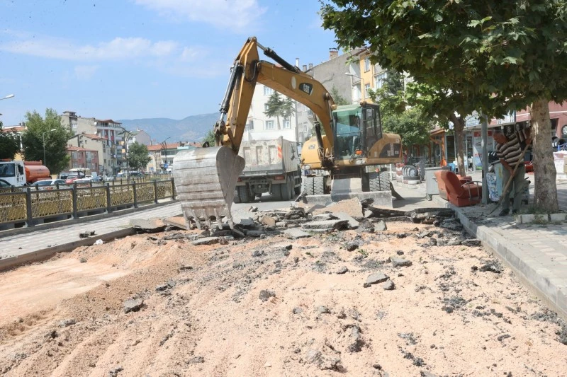 BEHZAT BULVARINDA SONA DOĞRU