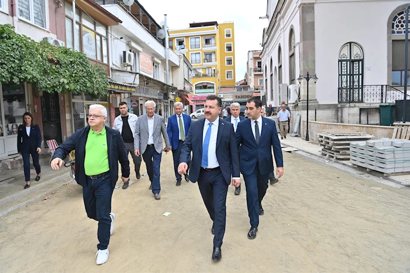 Burhaniye’ye Büyükşehir Eli
