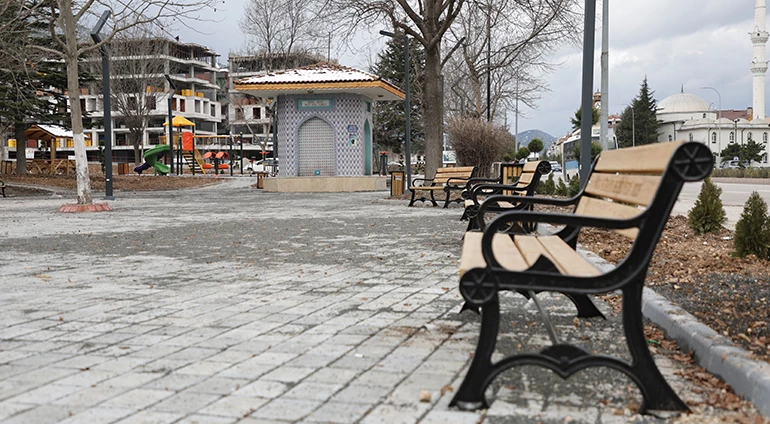 PARKLARIMIZ ŞEHRİMİZE YAKIŞIR HALE GELDİ