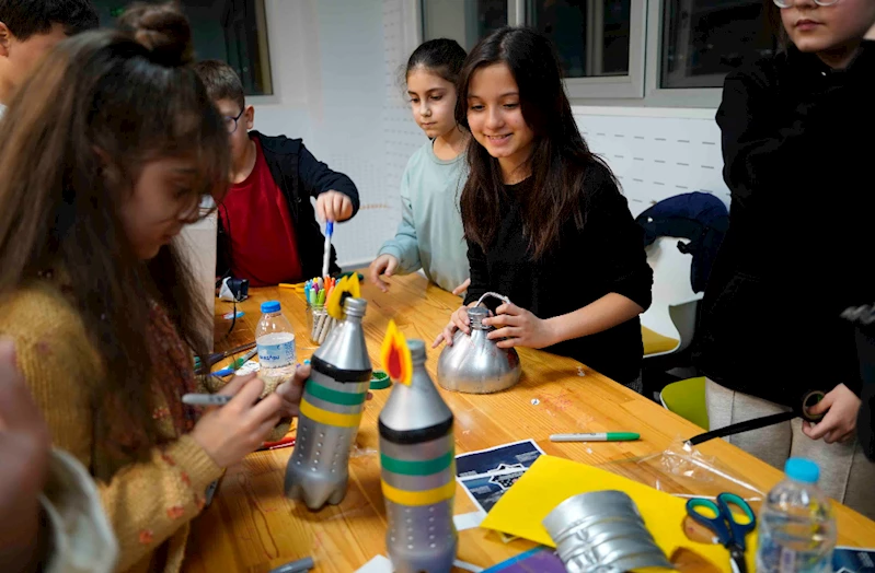 YUNUSEMRE’DE TÜRKİYE’NİN UZAYA İLK ADIMI ETKİNLİKLER İLE KUTLANIYOR