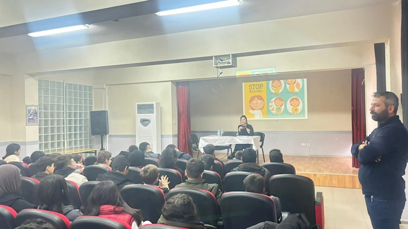 Büyükşehir’den Öğrencilere Akran Zorbalığı ve Siber Zorbalık Semineri