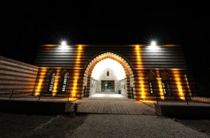 Sezai Karakoç Kültür ve Edebiyat Evi açılıyor