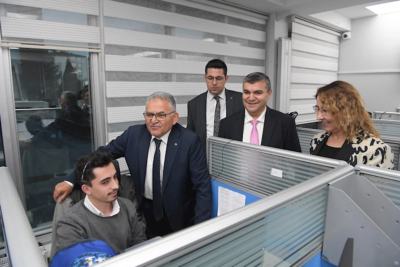 Alo 153, 1 Yılda Yaklaşık 1 Milyon 200 Bin Çağrıya Cevap Verdi