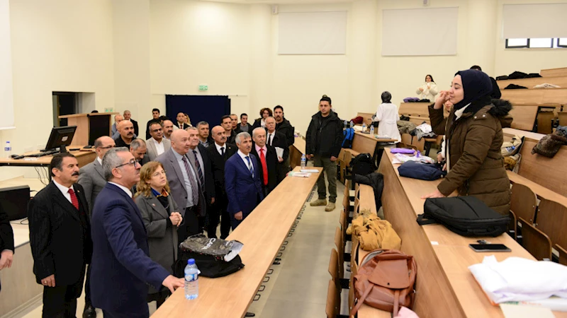 Vali Ünlüer ve Başkan Güngör, KSÜ’de Ziyaret ve İncelemelerde Bulundu