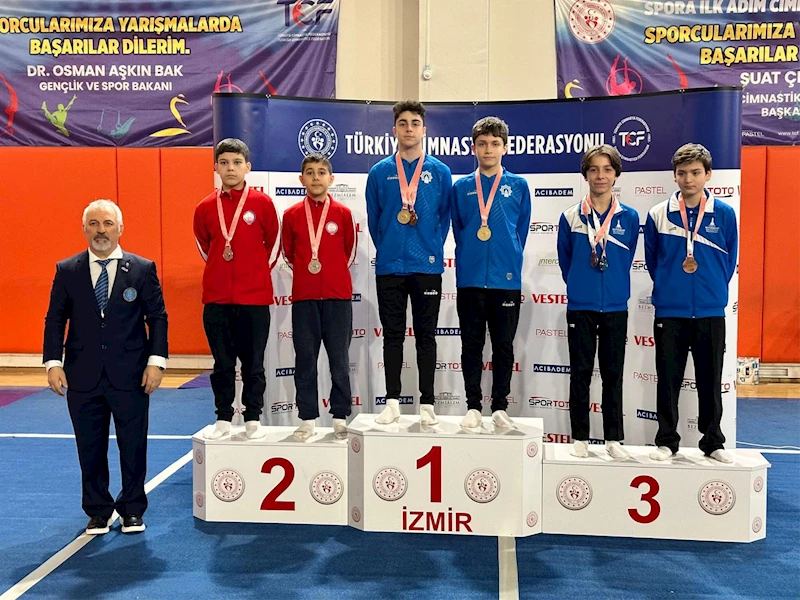 TRAMPOLİN CİMNASTİK TAKIMI’NDAN 1 TÜRKİYE ŞAMPİYONLUĞU 3 DE TÜRKİYE 3’ÜNCÜLÜĞÜ