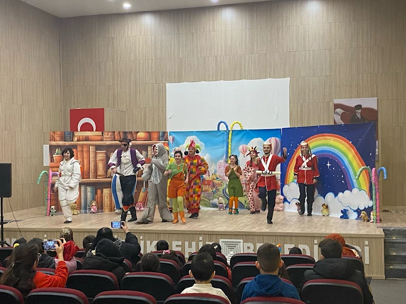 Selendili Çocuklar ‘Oyuncaklar Ülkesi’ İle Eğlendi.