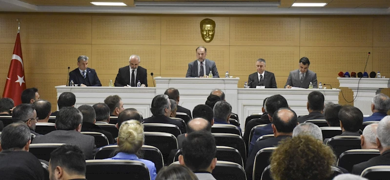 BAKAN YARDIMCISI ŞAMLIOĞLU, MESLEKİ EĞİTİM SEKTÖR BULUŞMASINA KATILDI