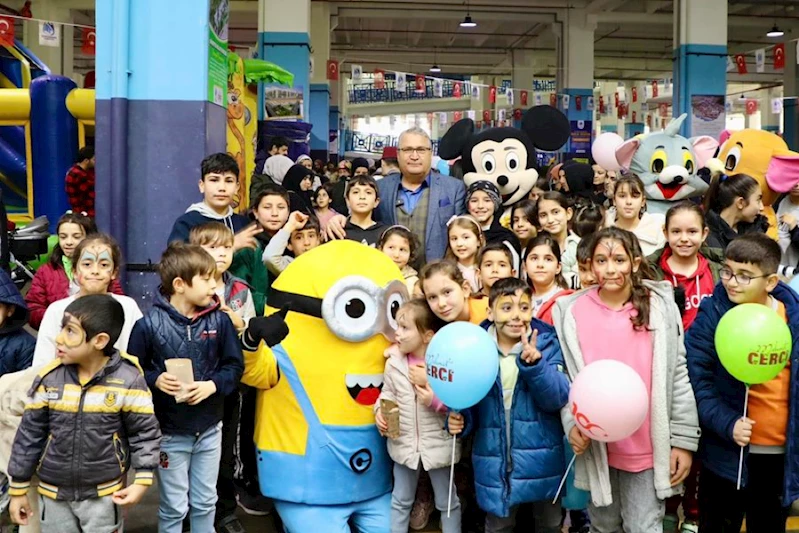 ÇOCUK ŞENLİĞİ İLE DOYASIYA EĞLENDİLER